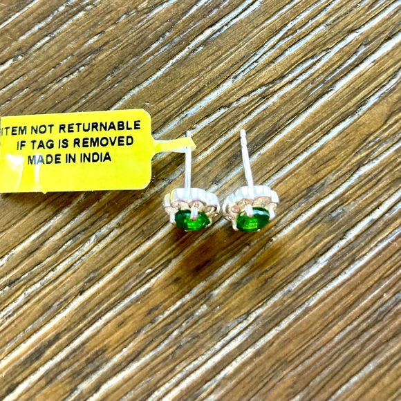 💚Chrome Diopside Filigree Stud Earring💚 - Picture 2 of 6